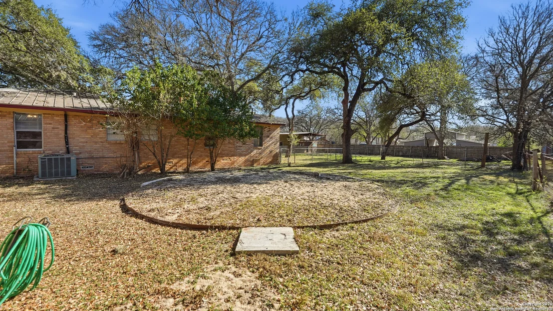 Photo of 1248 Edwards