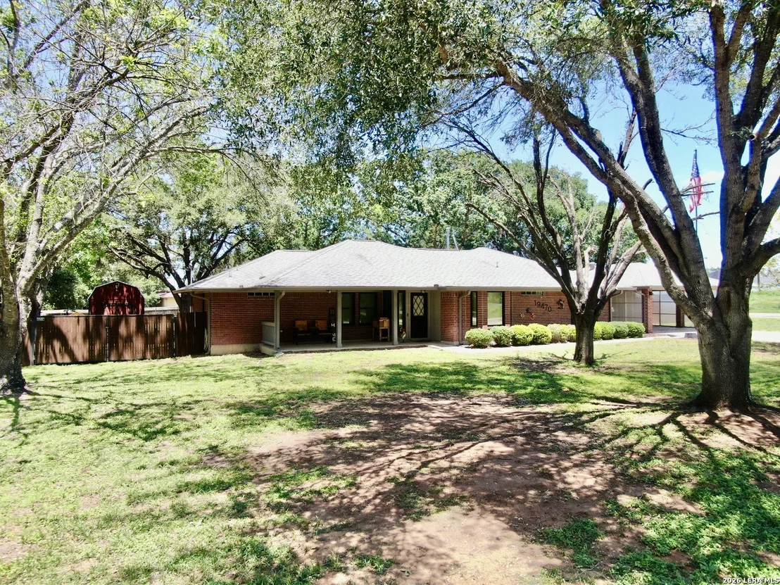 Photo of 19470 Blume Dr