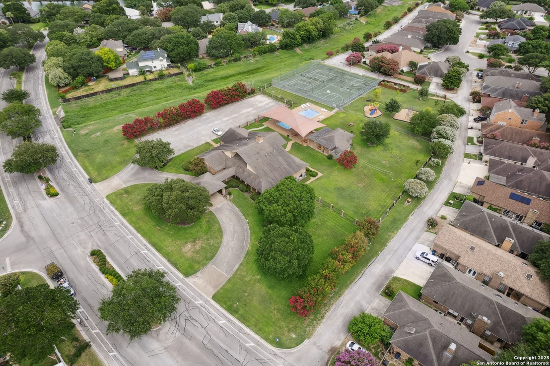 Photo of 2273 Normandy Grace