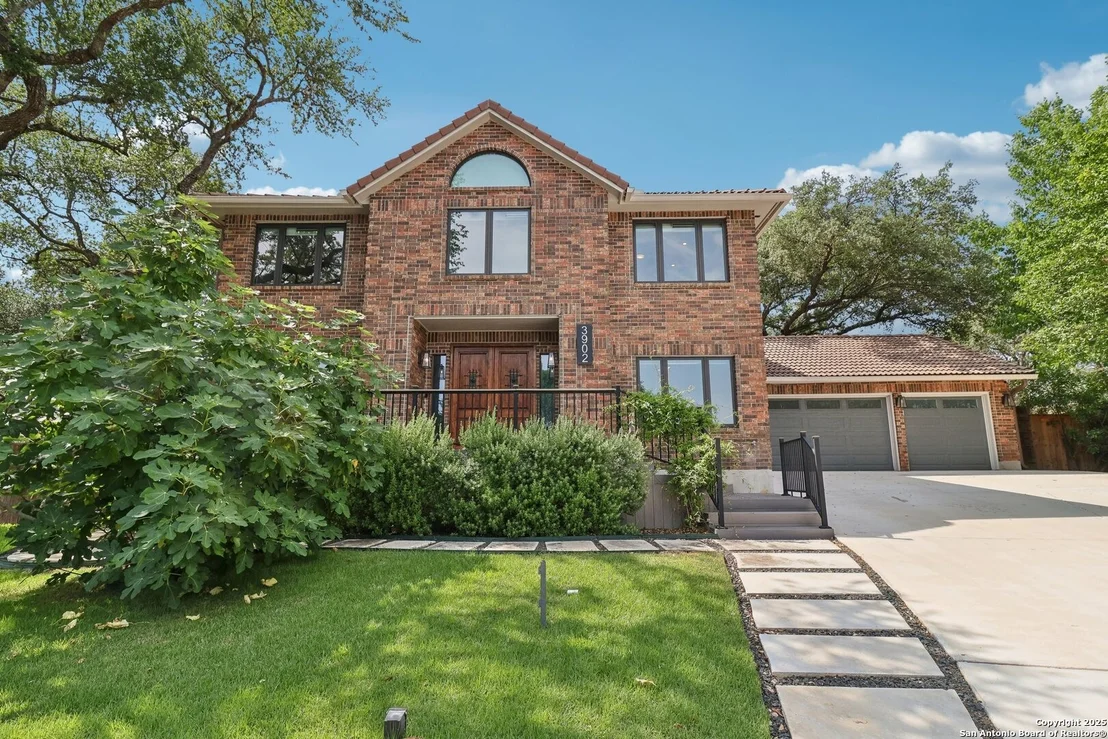 Photo of 3902 Creek Pt