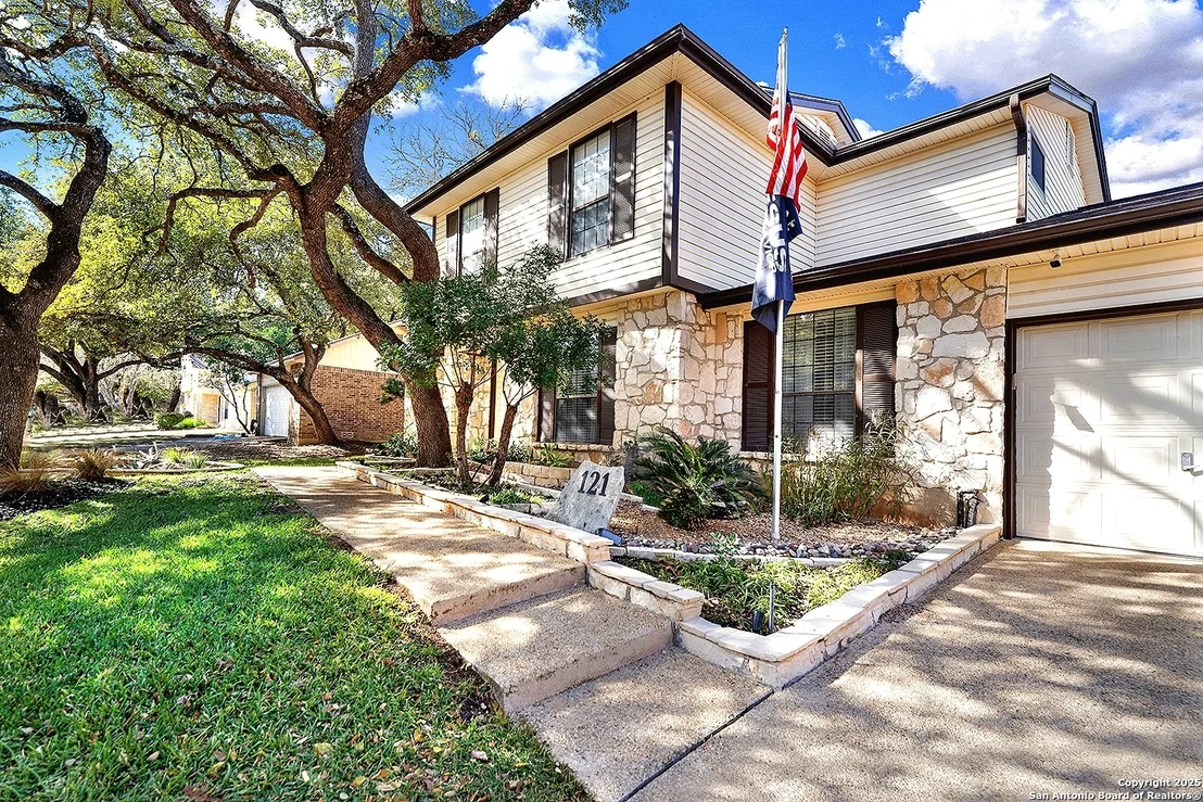 Photo of 121 SPYGLASS