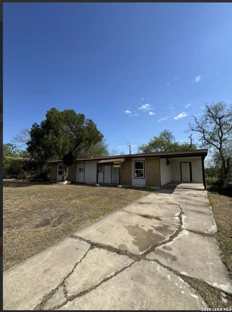 Photo of 174 OAK VALLEY DR