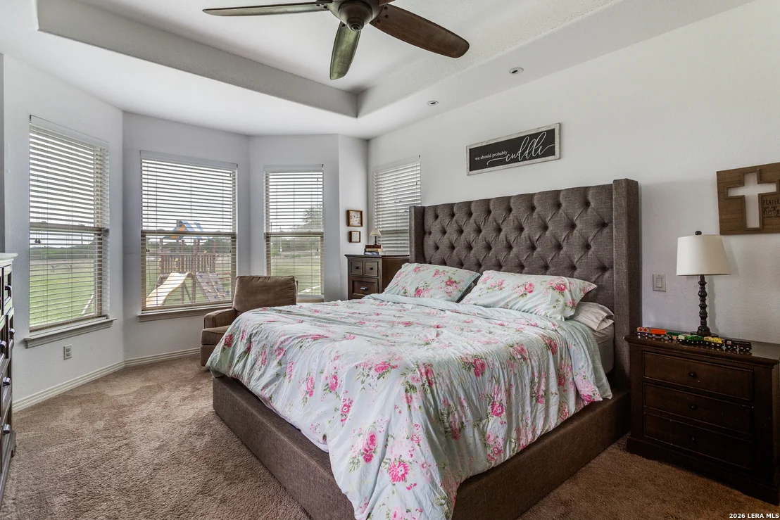 Photo of 106 RIVER MOUNTAIN DR