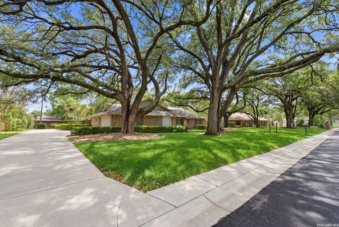 Photo of 105 Cobblestone