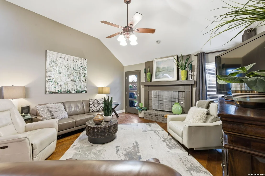 Photo of 2515 Steepleway