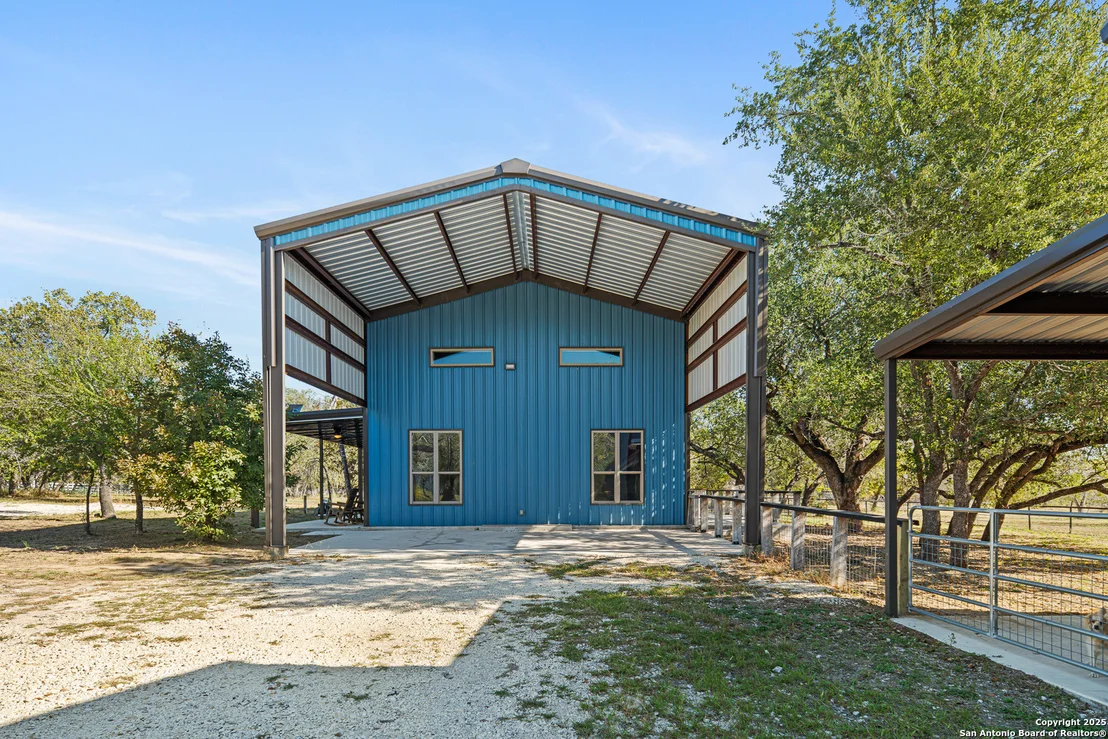 Photo of 144 County Road 7725