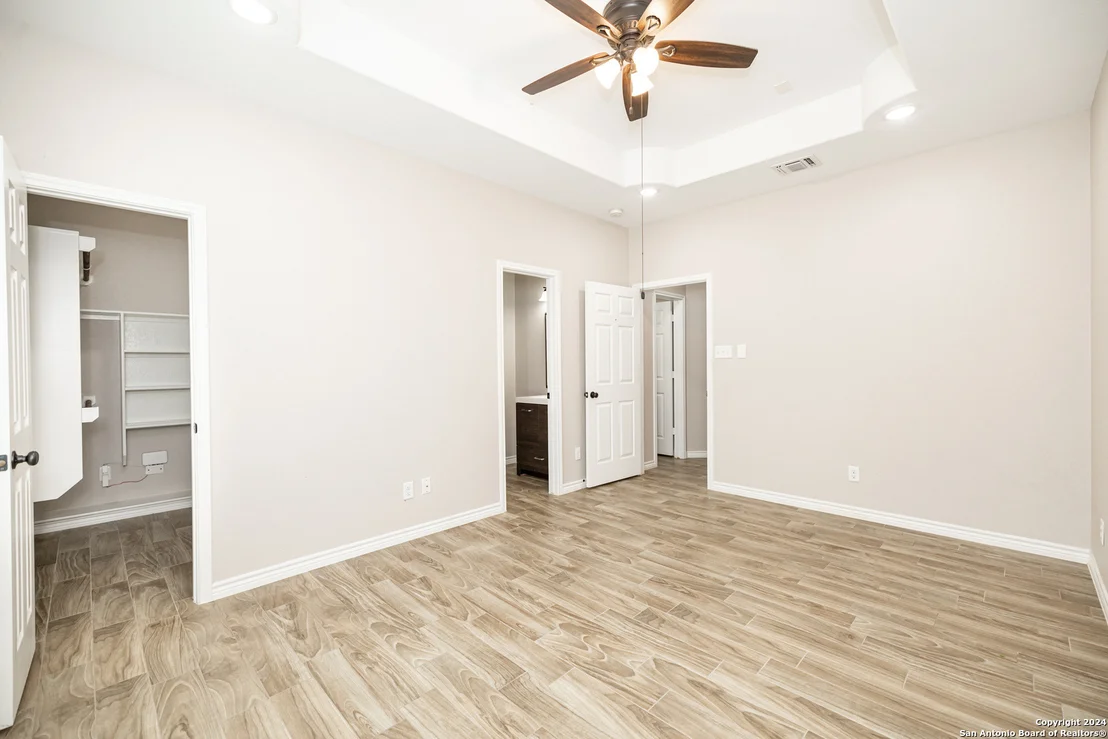 Photo of 1914 RAWHIDE LN