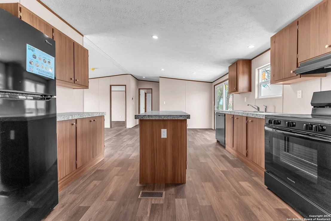 Photo of 5709 County Road 422