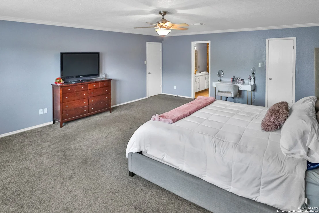 Photo of 638 LAS PUERTAS