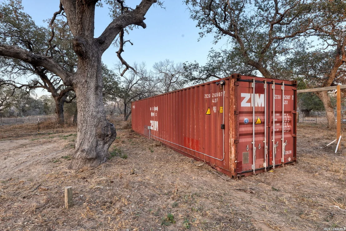 Photo of 2383 Tomblin