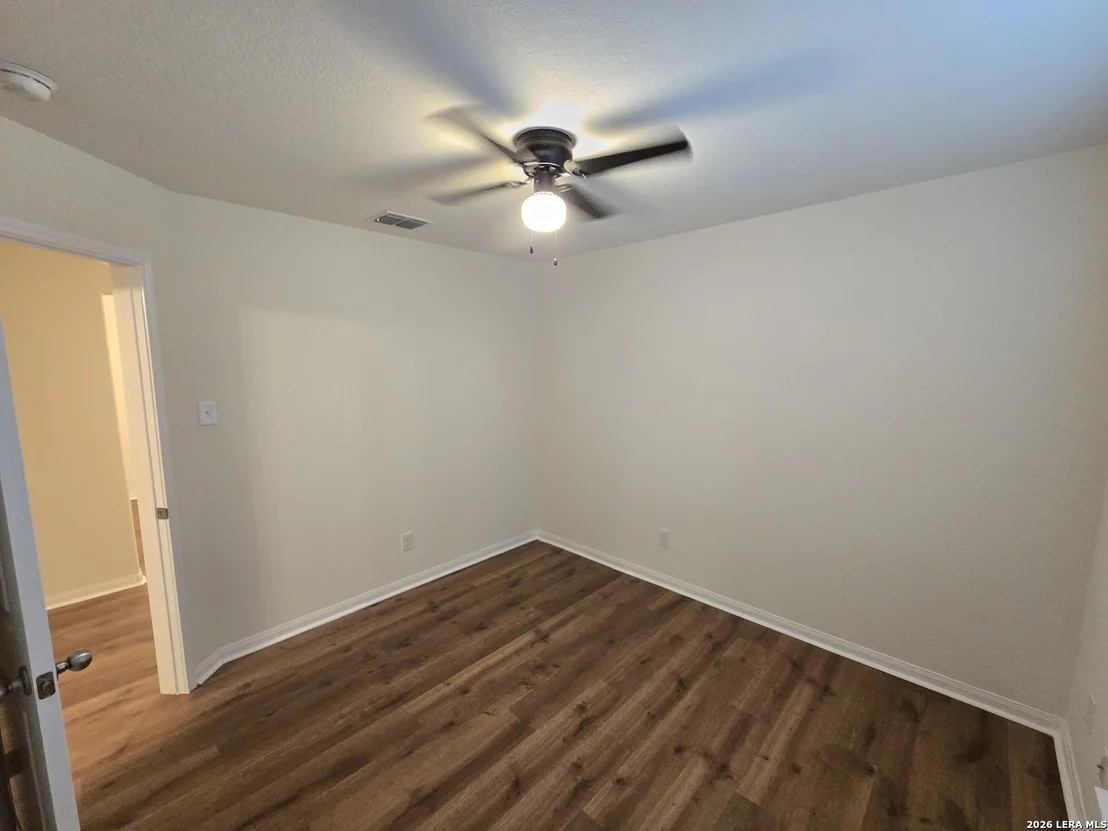 Photo of 12150 LUCKEY VW