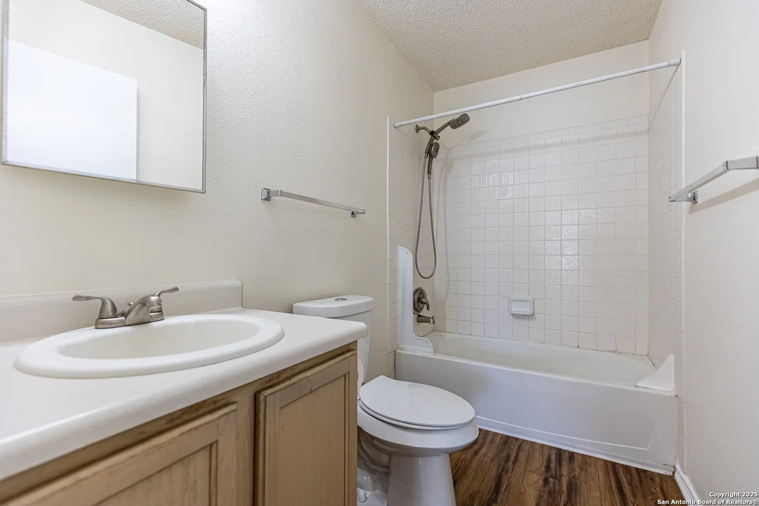 Photo of 5023 RIVER KENTON