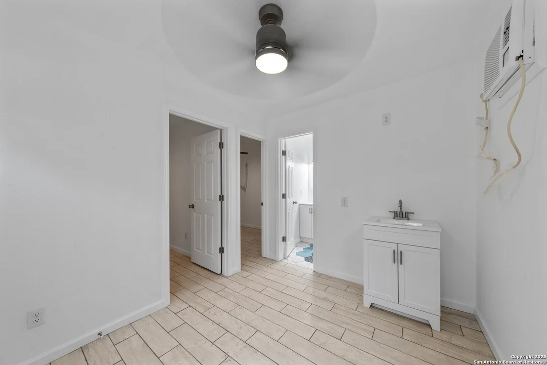 Photo of 143 Park Dr