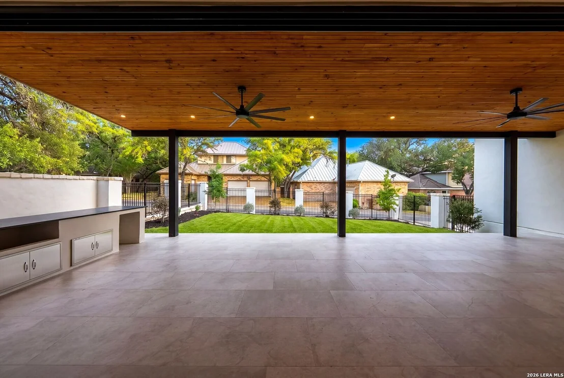 Photo of 16 GRANTHAM GLN