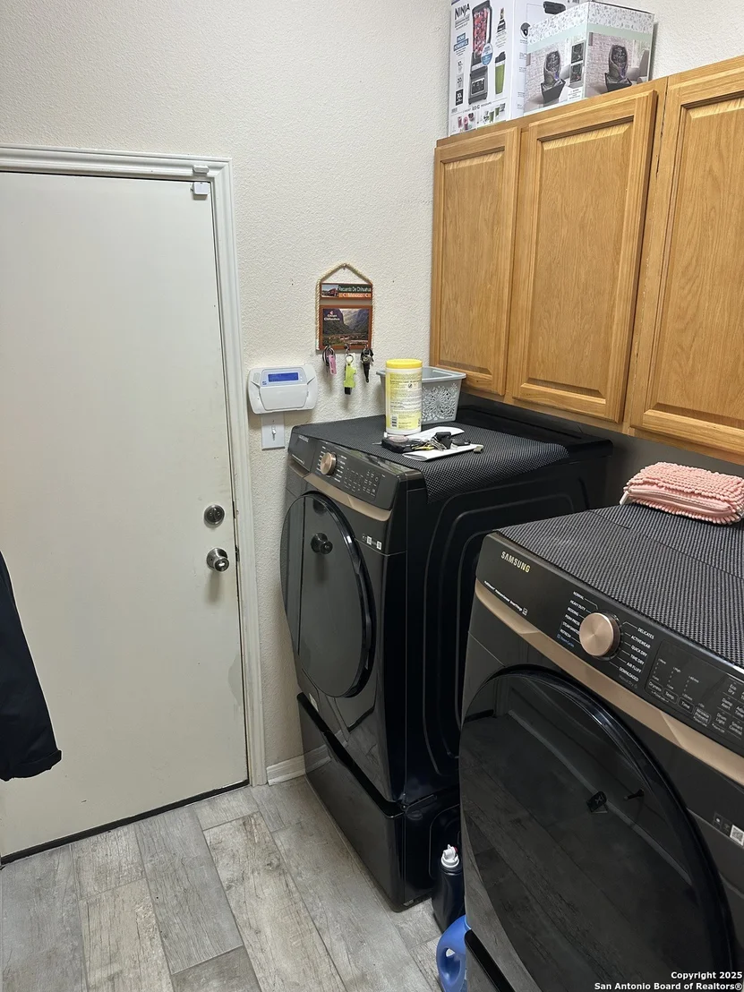 Photo of 9506 willow hollow