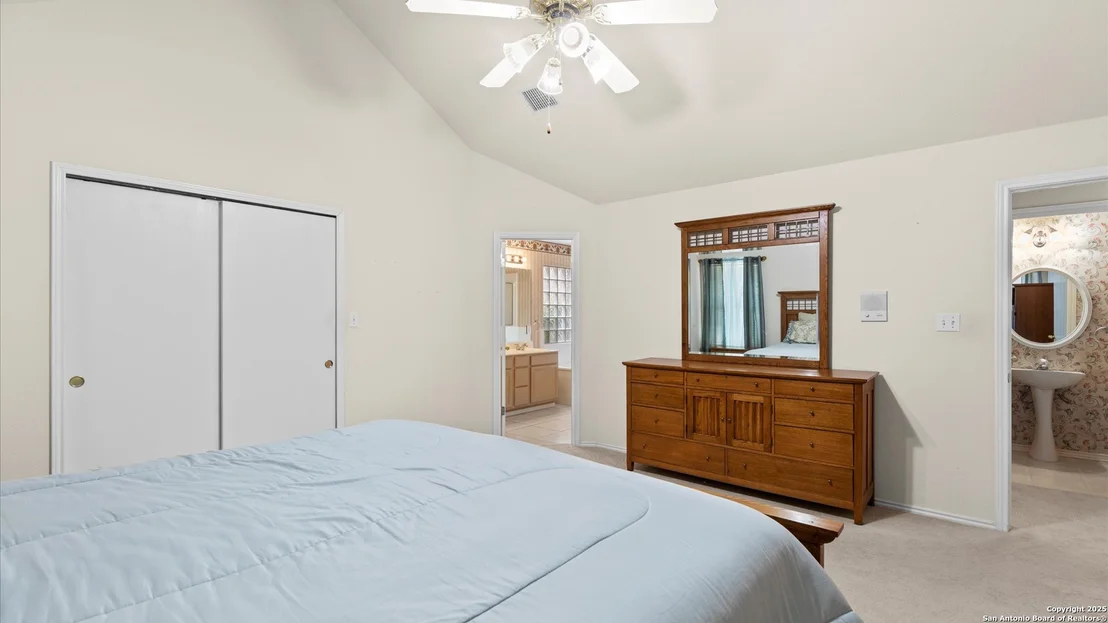 Photo of 4664 Summit Hill Dr