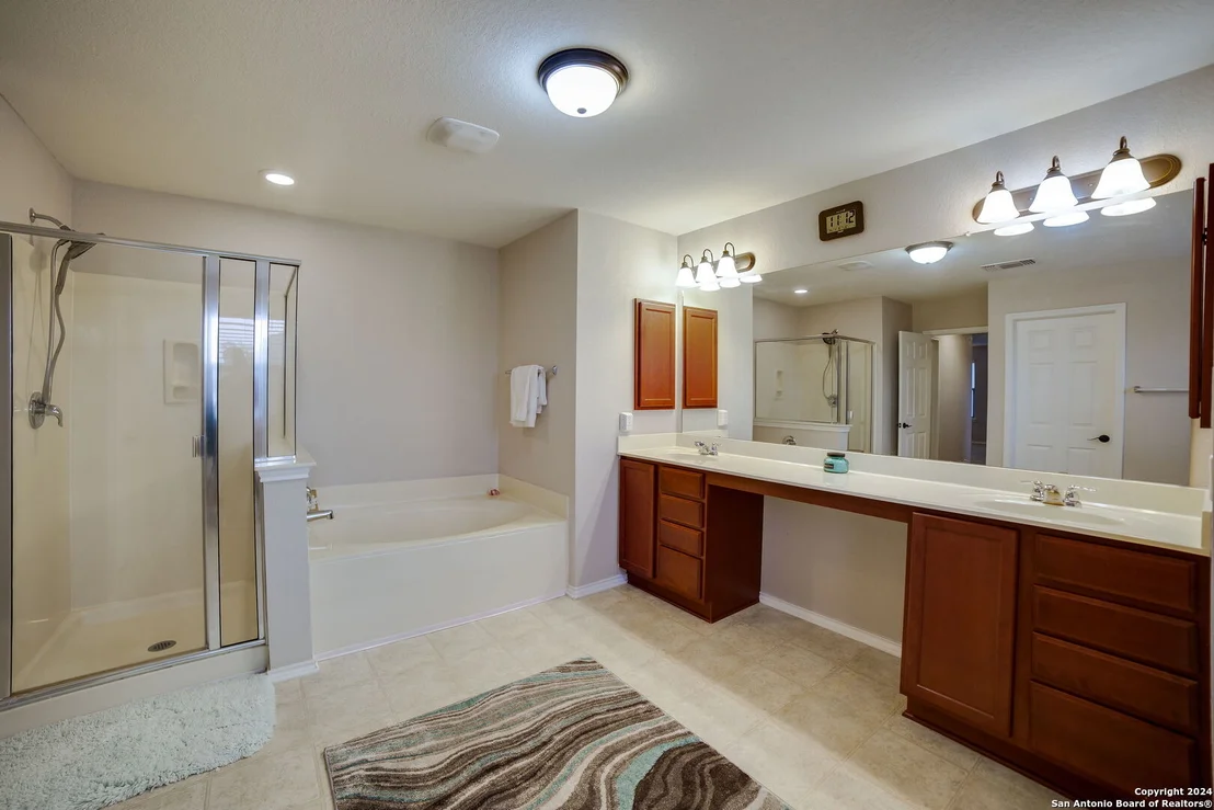 Photo of 20208 OAK PANACHE