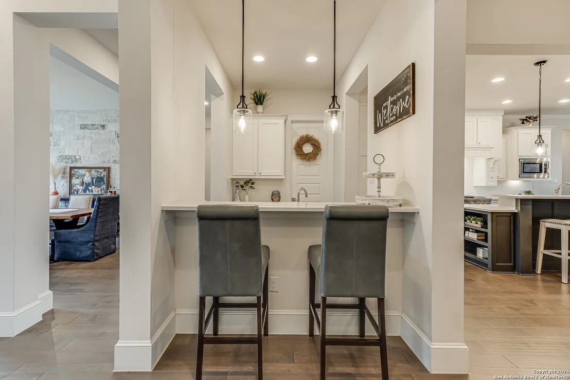 Photo of 4022 ABASOLO
