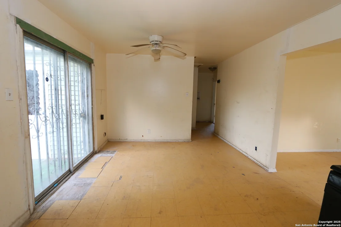 Photo of 655 Ferris Ave