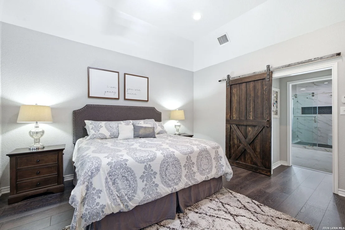Photo of 1120 Glenwood Loop