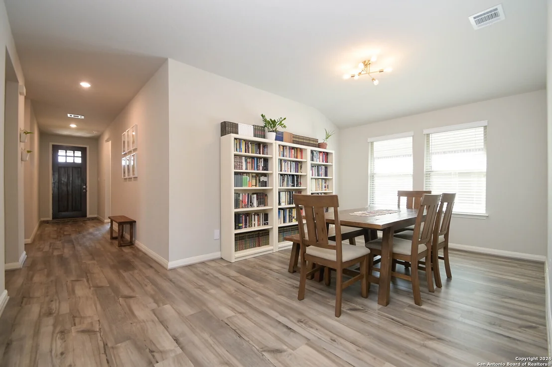 Photo of 2421 PENNILYNN WAY