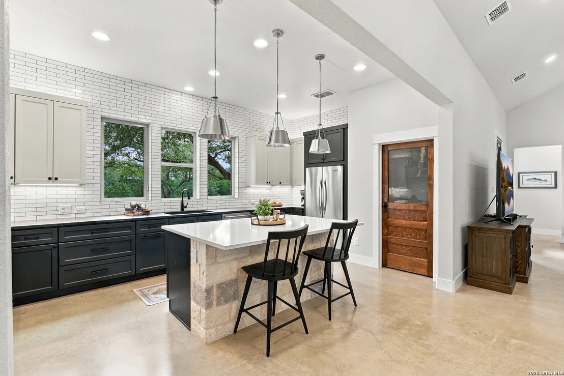 Photo of 31131 WINDMILL LN