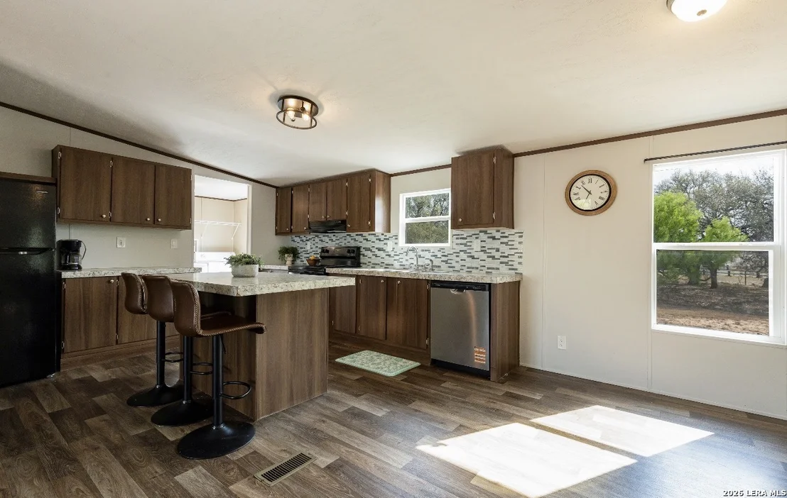 Photo of 108 County Road 2638