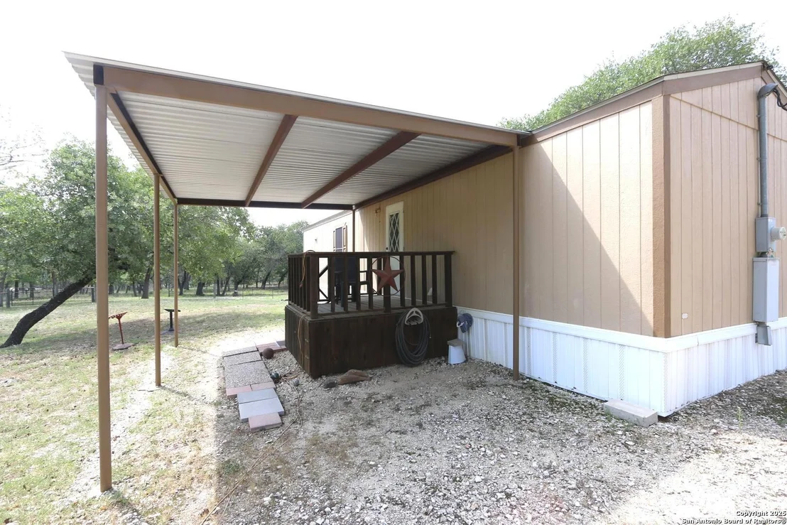 Photo of 337 Lost Spring Dr