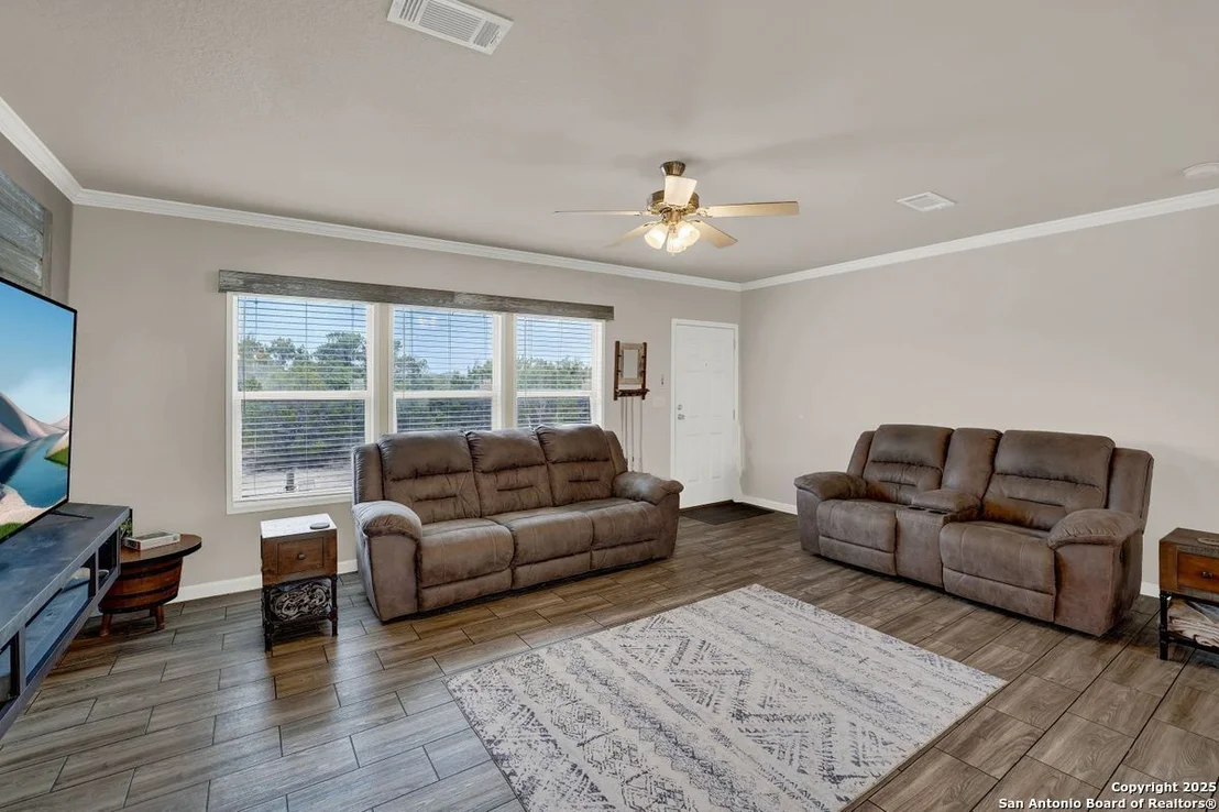 Photo of 1685 BROAD OAK DR