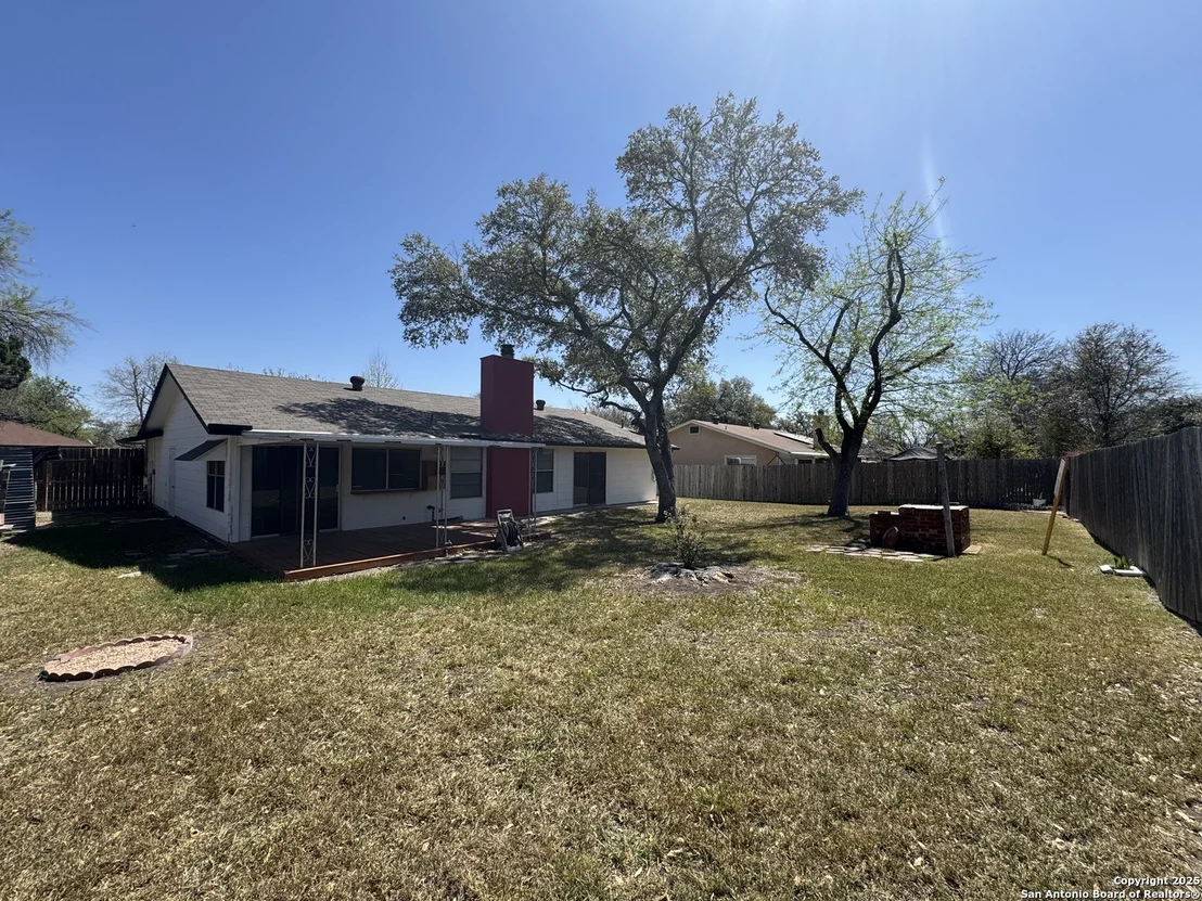 Photo of 8015 New World