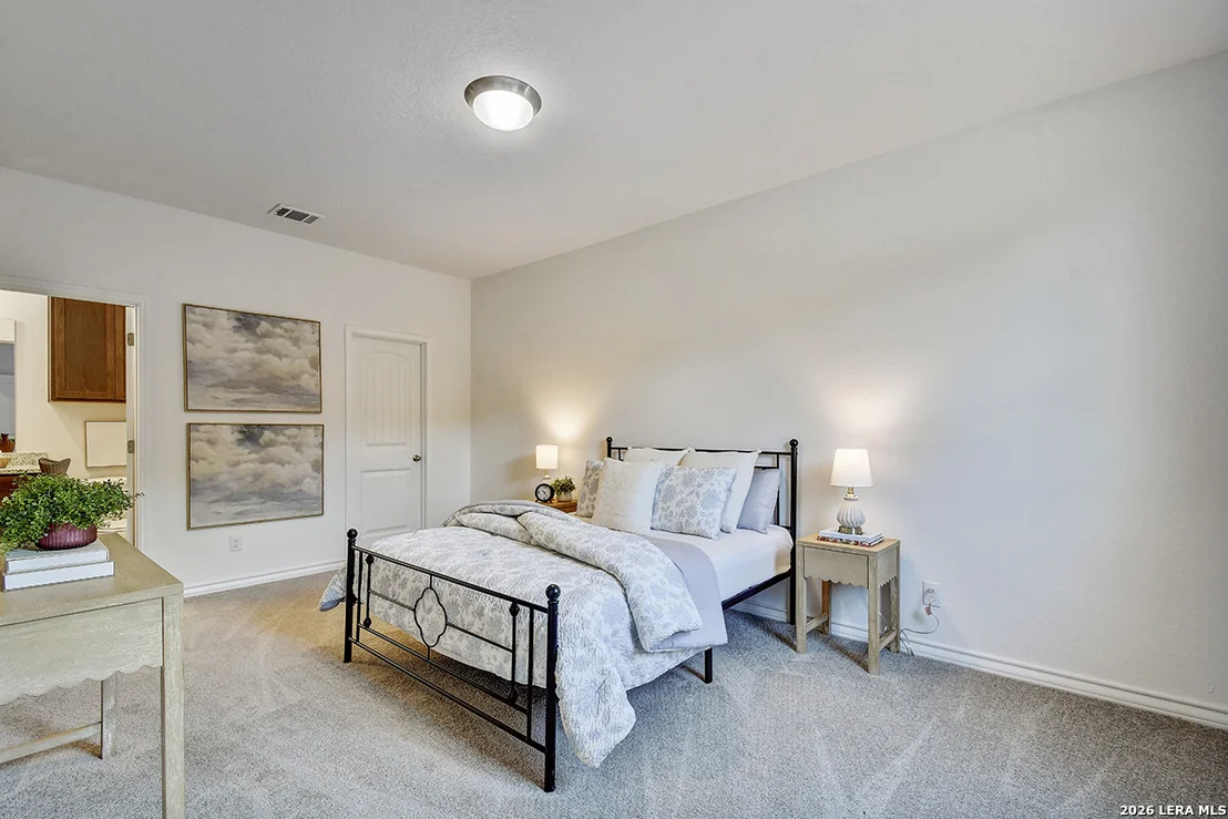 Photo of 352 Caveside Drive