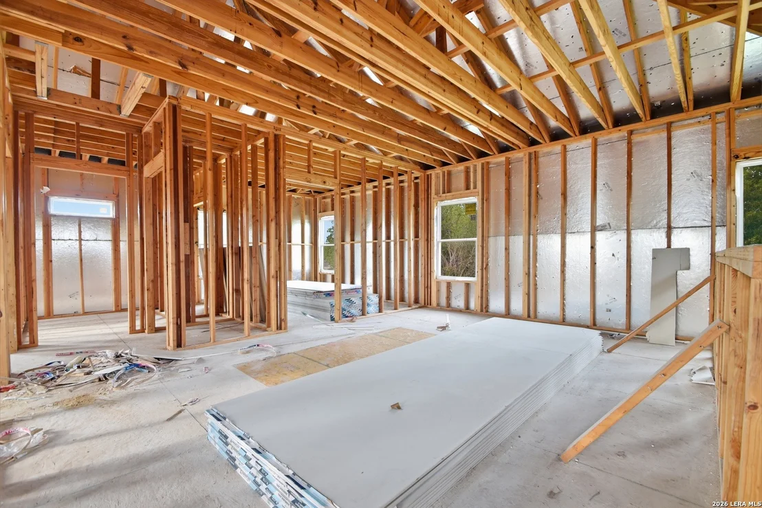 Photo of 939 W Harding Blvd