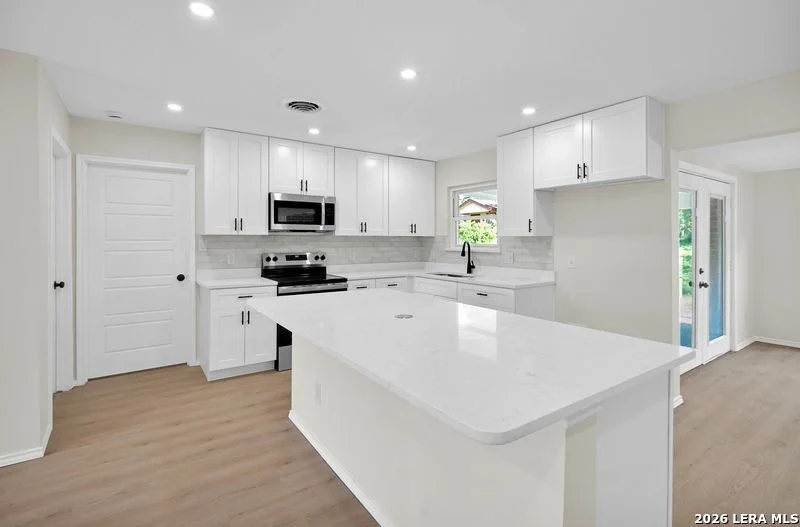 Photo of 113 ARIBE DR