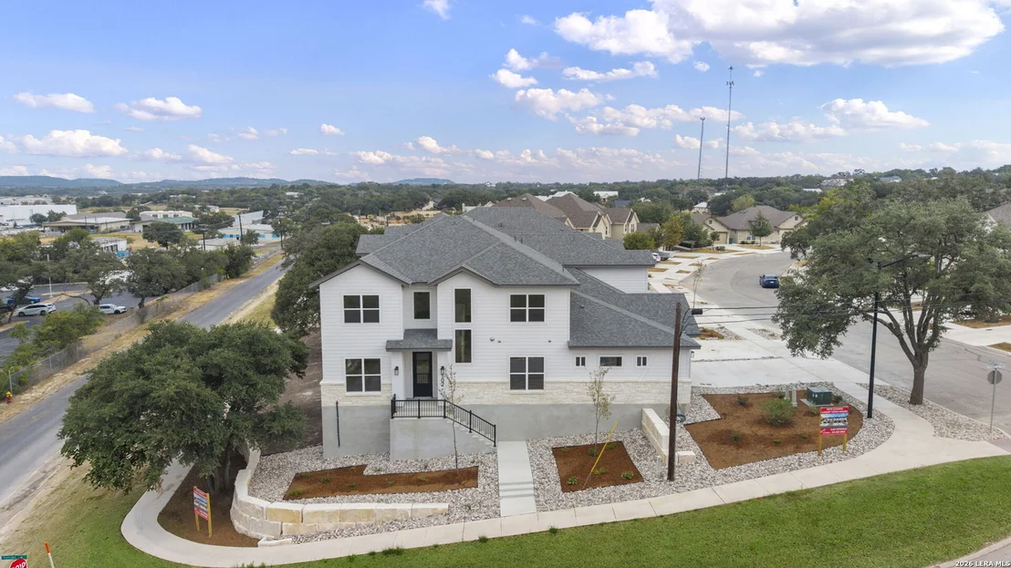 Photo of 104 MAGNOLIA CIR