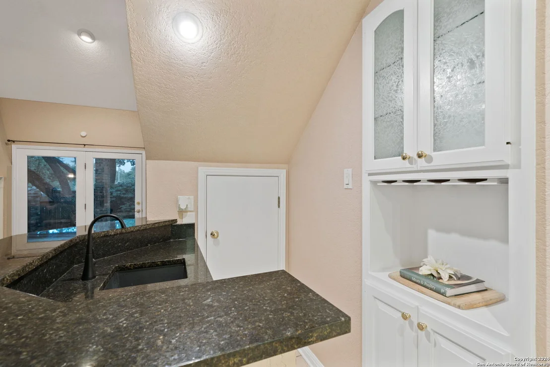 Photo of 15731 DEER CREST