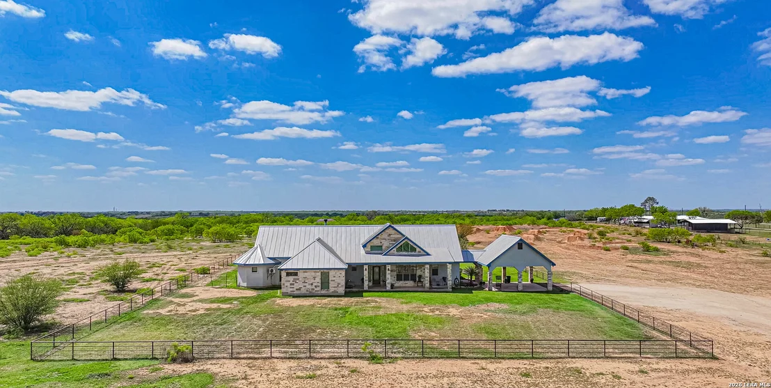 Photo of 946 County Road 361