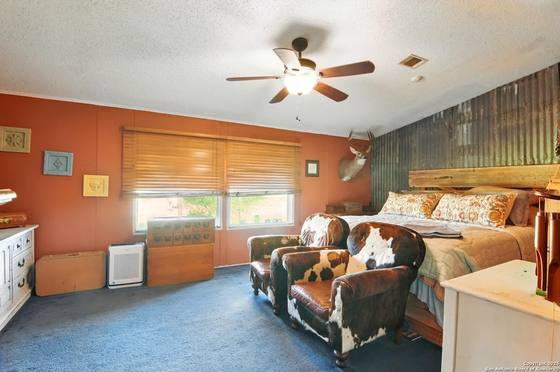 Photo of 344 E CR 341