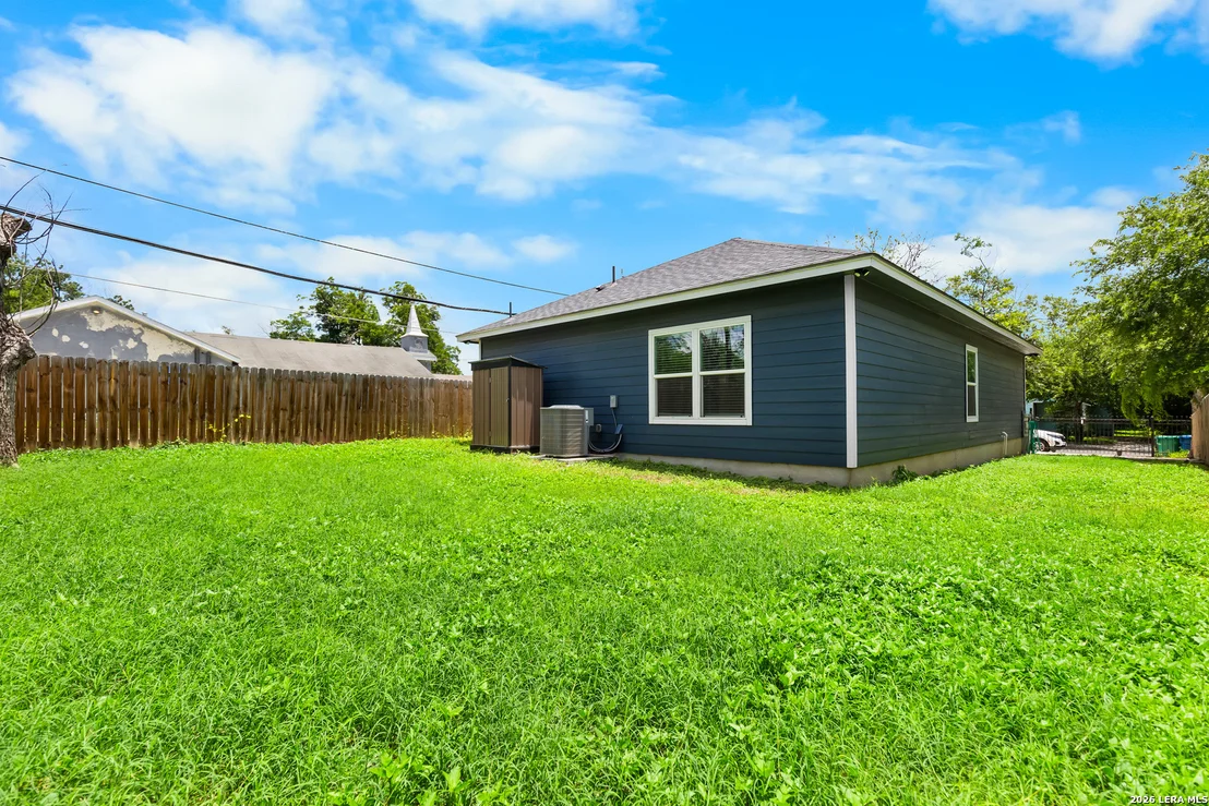Photo of 479 Corliss