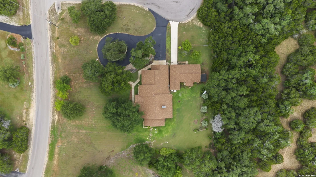 Photo of 128 Comal Oak