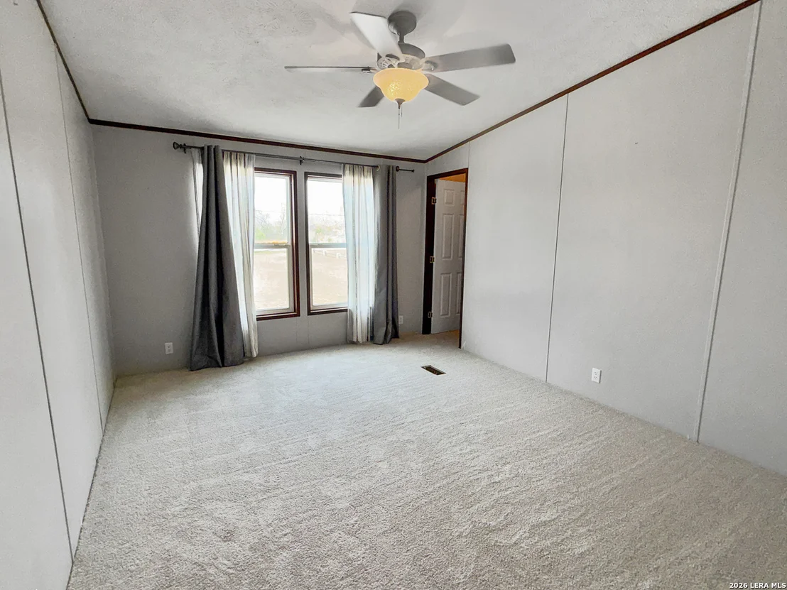 Photo of 2462 Chase Road