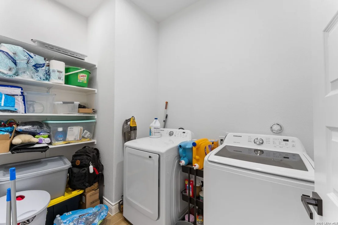 Photo of 819 Pr 2775