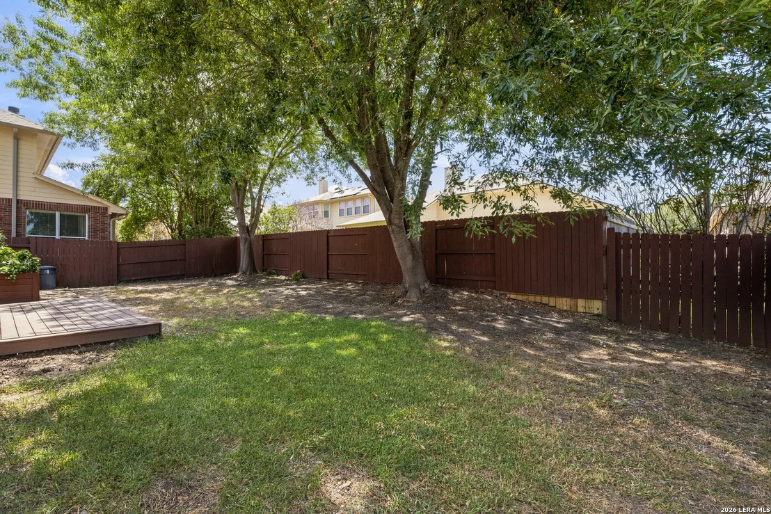 Photo of 254 MAIDSTONE CV
