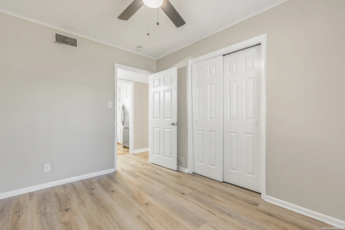 Photo of 1327 OBLATE DR