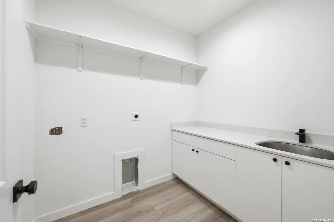 Photo of 328 Compass Rose