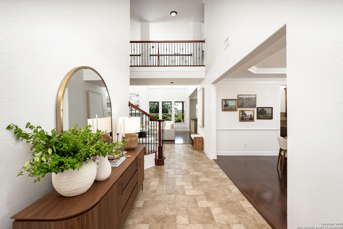 Photo of 24806 Ellesmere