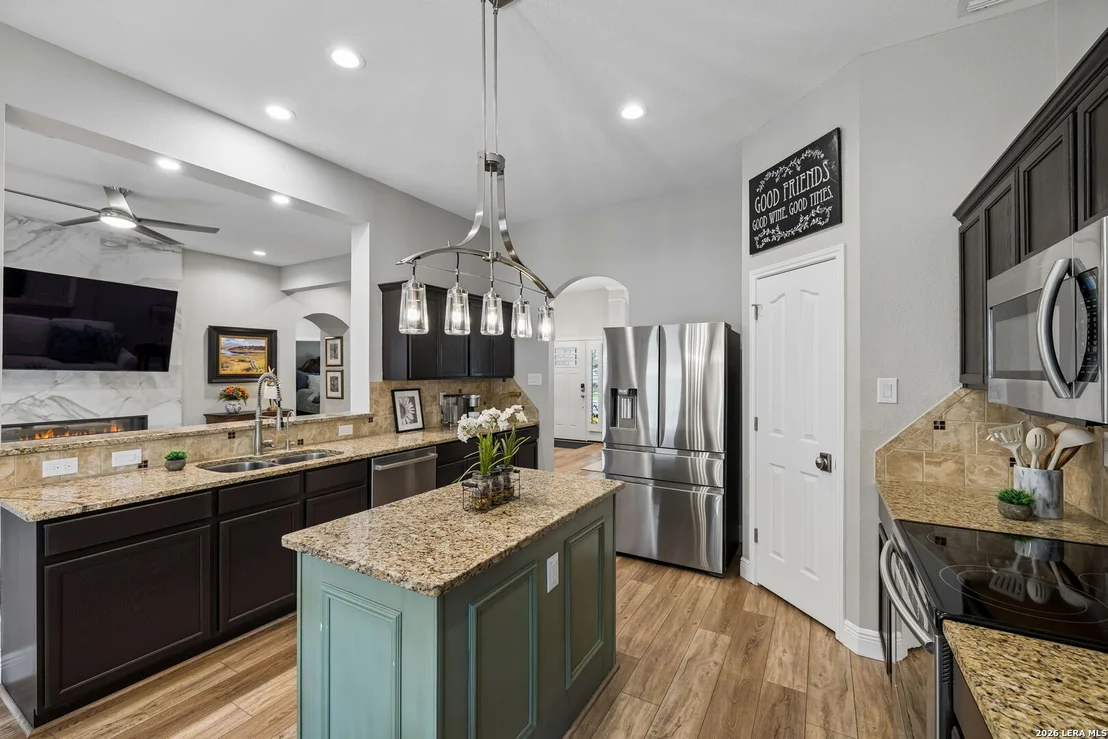 Photo of 1605 Canyon Oak