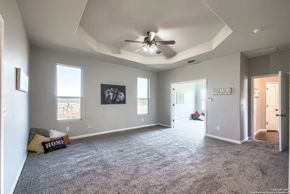 Photo of 240 Glory Lane