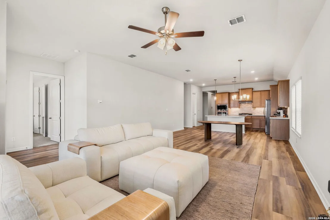 Photo of 1752 Heritage Maples