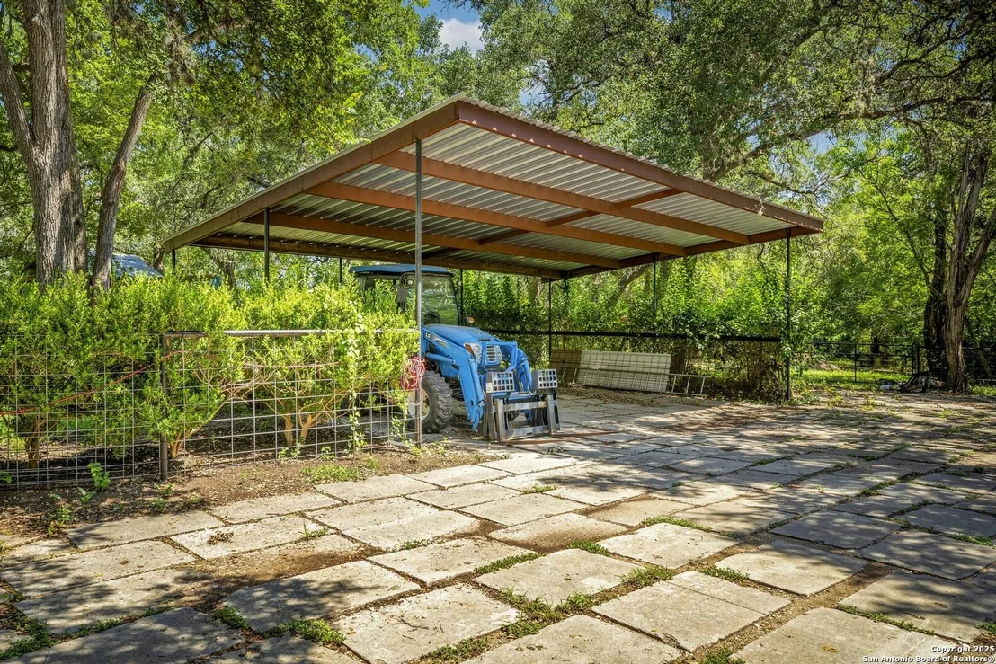 Photo of 10855 Jericho Rd