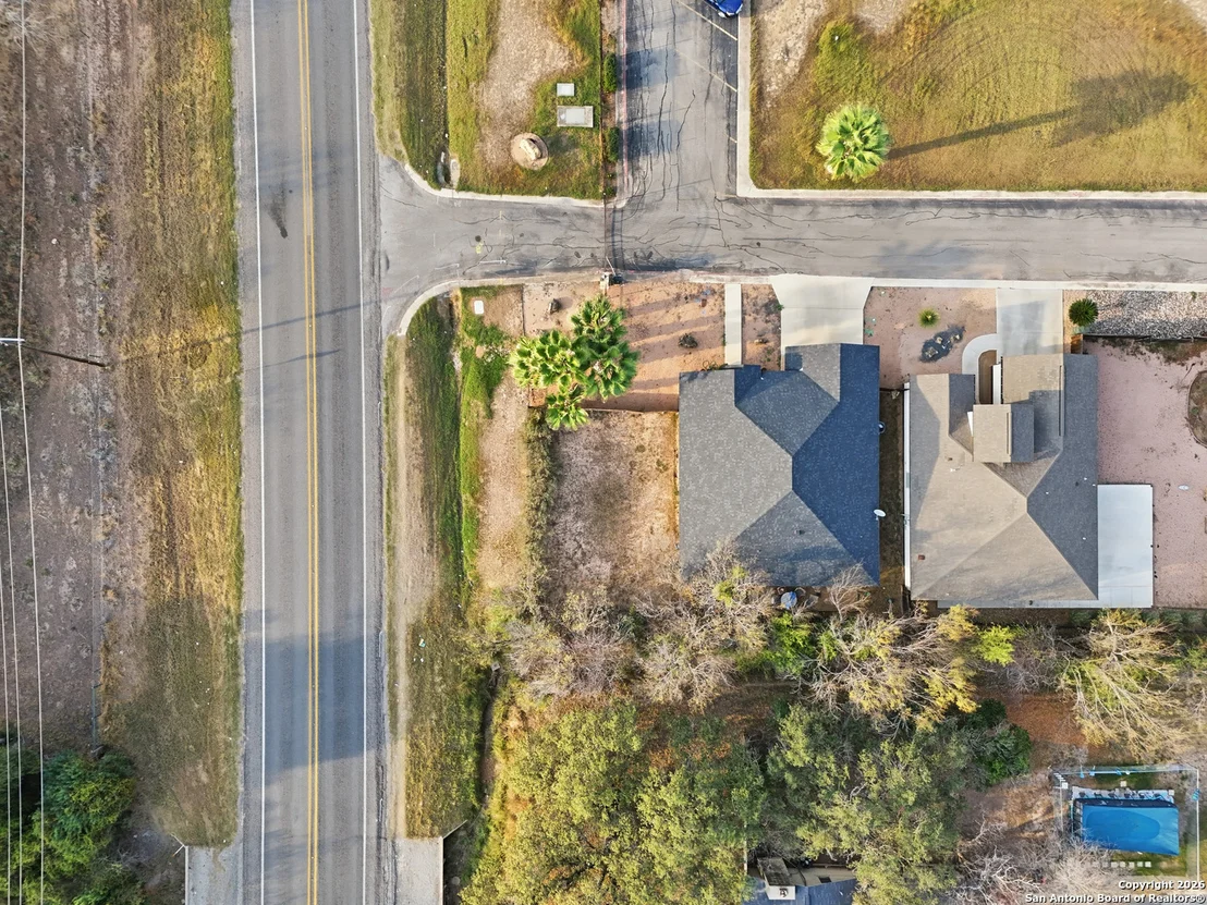 Photo of 101 N Sutton